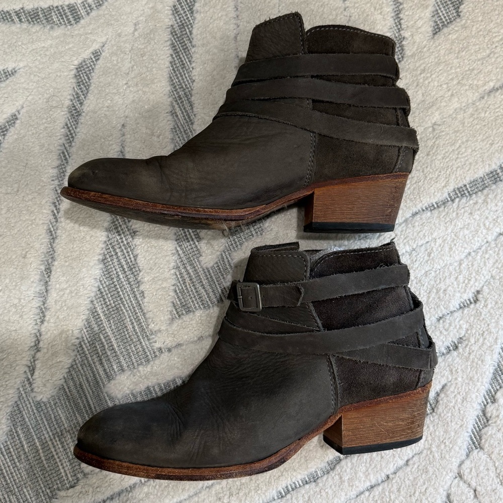 H London Women's Leather and Suede Ankle Boots Size 41 / 10